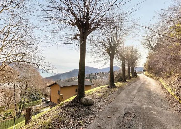 Mountain View Retreat Near And Fast Wifi Διαμέρισμα